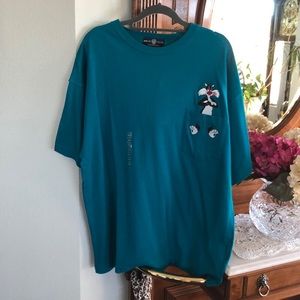 NWT- Warner Bros. Looney Tunes adult T shirt